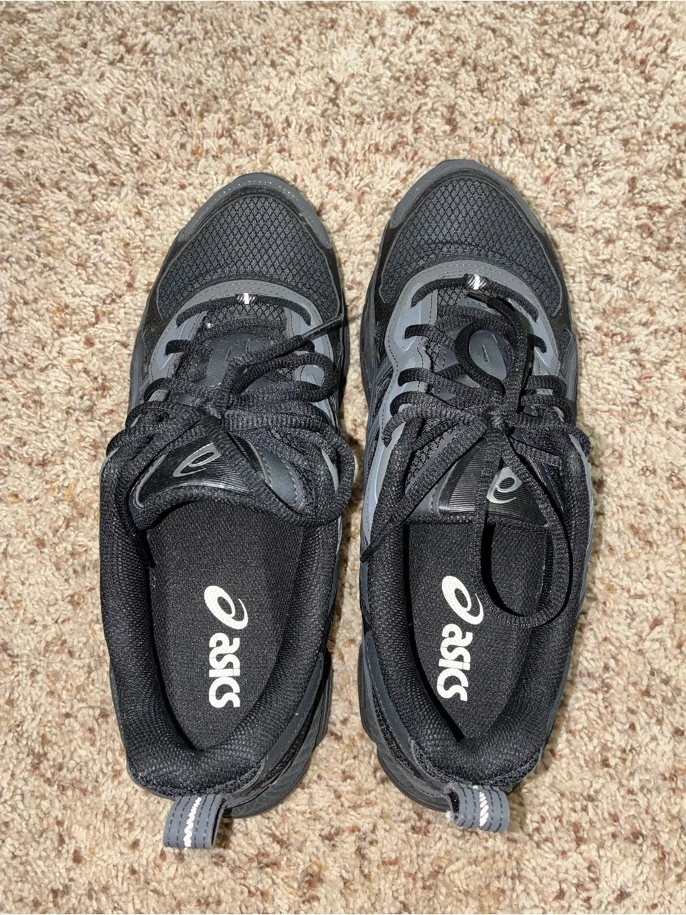 ASICS NYC- Gel Men's Black and Gray Athletic Sneakers
